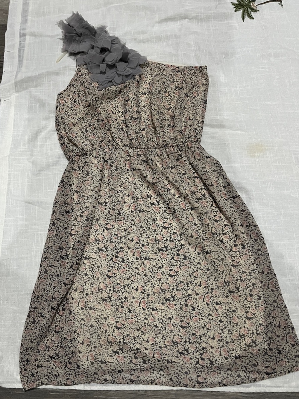 Everly Black Floral One-Shoulder Dress with Gray Ruffle